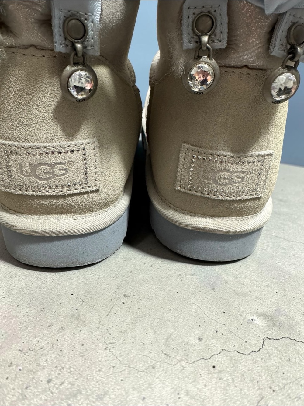 UGG Bailey Bow Bling SWAROVSKI Crystal Charm Boots Shimmer Sheepskin Blue Size 9 - Picture 5 of 16